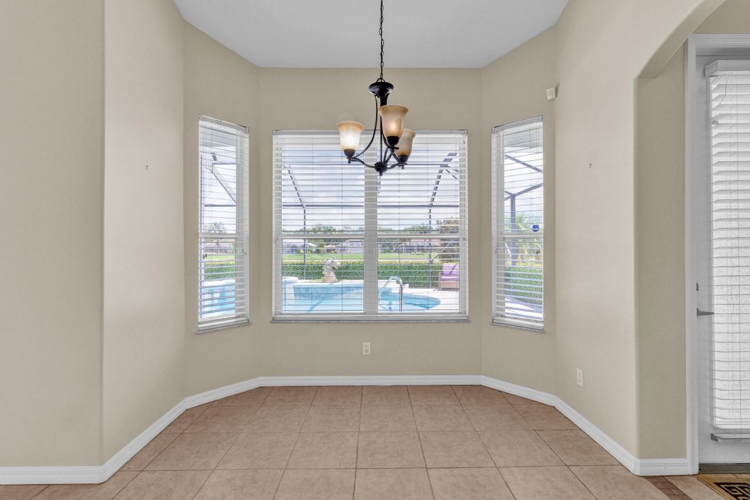 待售: $633,000 (3 贝兹, 2 浴室, 2130 平方英尺)