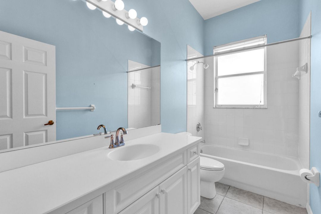 待售: $633,000 (3 贝兹, 2 浴室, 2130 平方英尺)