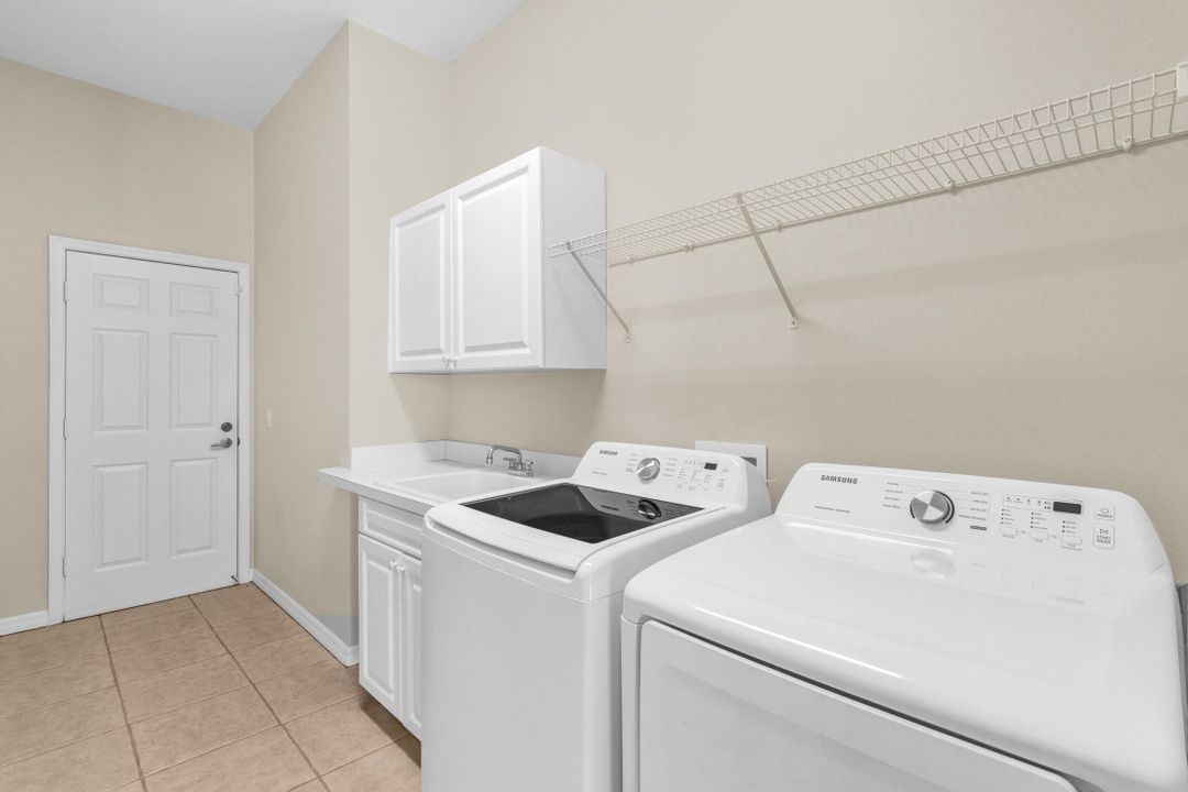 待售: $633,000 (3 贝兹, 2 浴室, 2130 平方英尺)