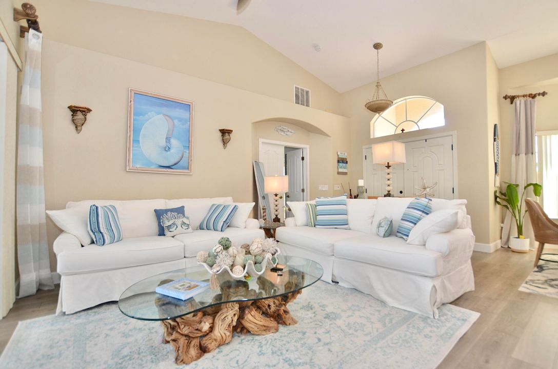 En Venta: $539,000 (3 camas, 2 baños, 2234 Pies cuadrados)