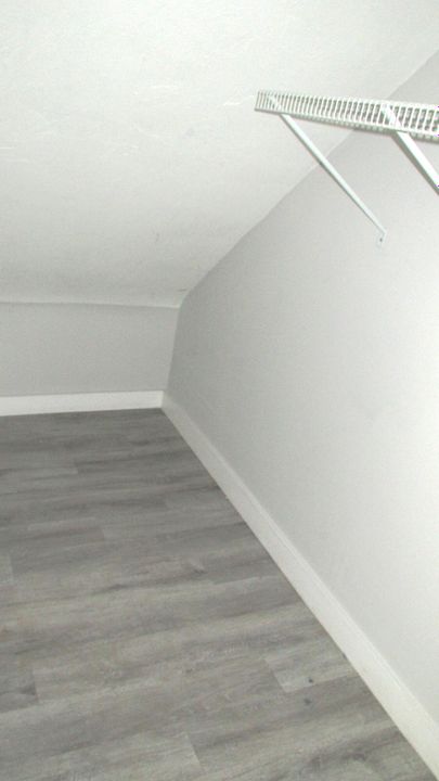 For Rent: $1,600 (1 beds, 1 baths, 550 Square Feet)