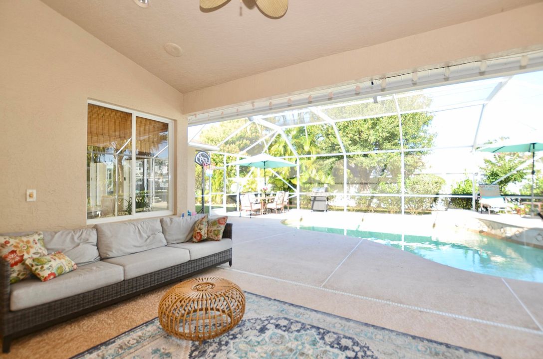 En Venta: $539,000 (3 camas, 2 baños, 2234 Pies cuadrados)