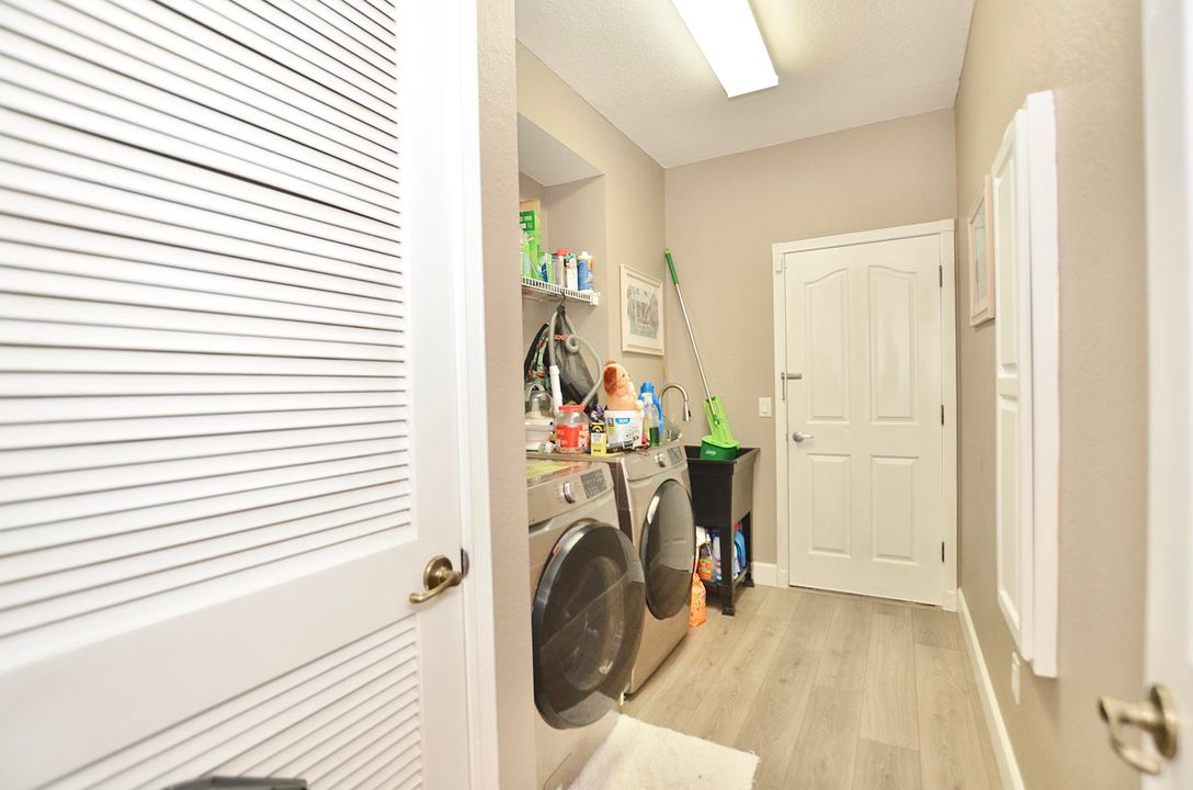 En Venta: $539,000 (3 camas, 2 baños, 2234 Pies cuadrados)