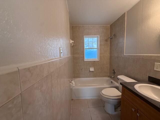 En Renta: $1,800 (1 camas, 1 baños, 900 Pies cuadrados)