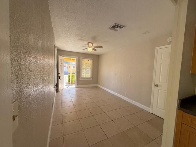 En Renta: $1,800 (1 camas, 1 baños, 900 Pies cuadrados)