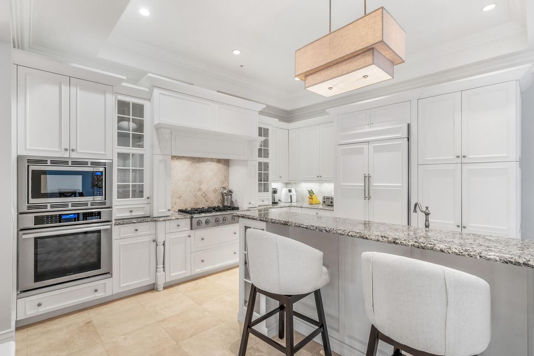 For Sale: $2,500,000 (3 beds, 3 baths, 2848 Square Feet)