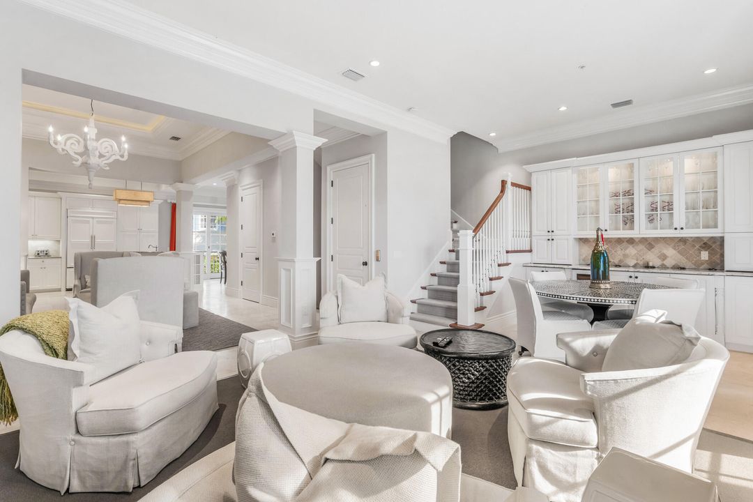 For Sale: $2,500,000 (3 beds, 3 baths, 2848 Square Feet)