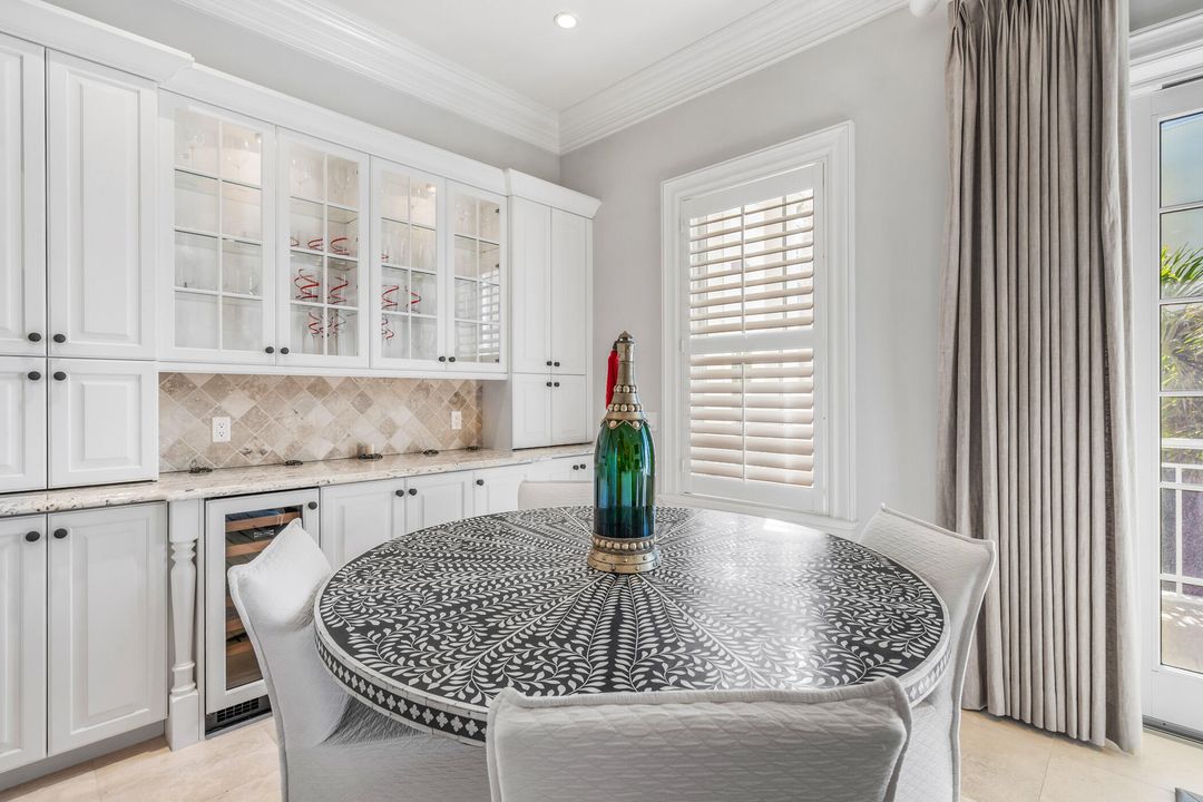 For Sale: $2,500,000 (3 beds, 3 baths, 2848 Square Feet)