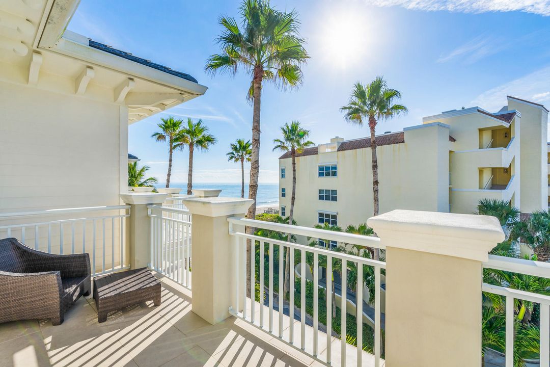 For Sale: $2,500,000 (3 beds, 3 baths, 2848 Square Feet)