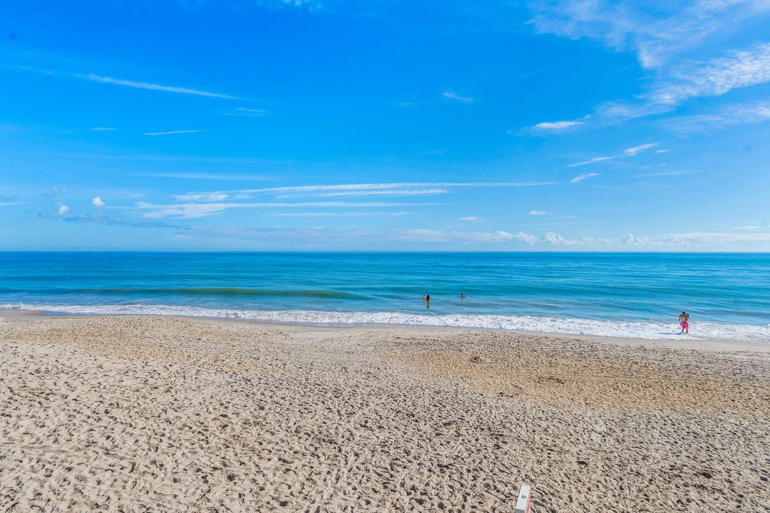 For Sale: $2,500,000 (3 beds, 3 baths, 2848 Square Feet)