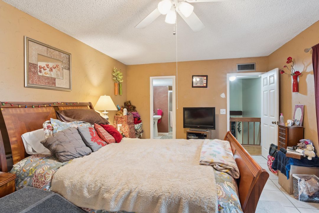 For Sale: $259,900 (2 beds, 2 baths, 1468 Square Feet)