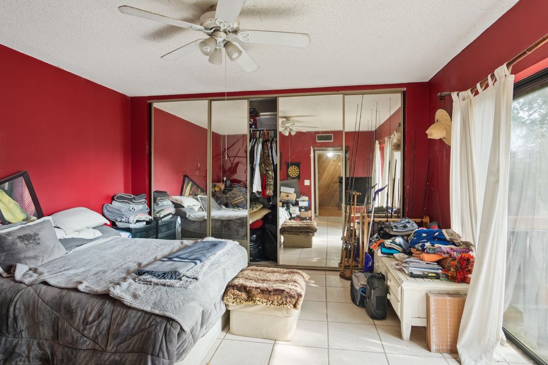 For Sale: $259,900 (2 beds, 2 baths, 1468 Square Feet)