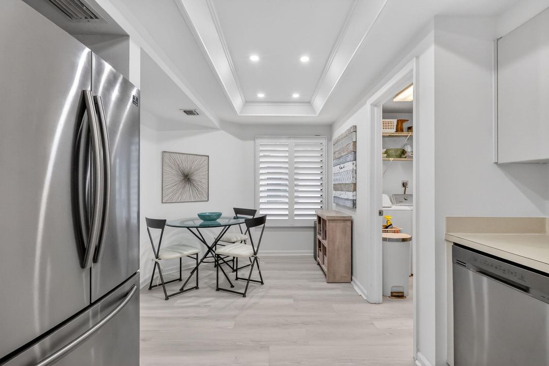 出租: $10,000 (2 贝兹, 2 浴室, 1728 平方英尺)