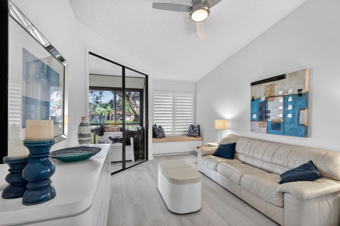 出租: $10,000 (2 贝兹, 2 浴室, 1728 平方英尺)