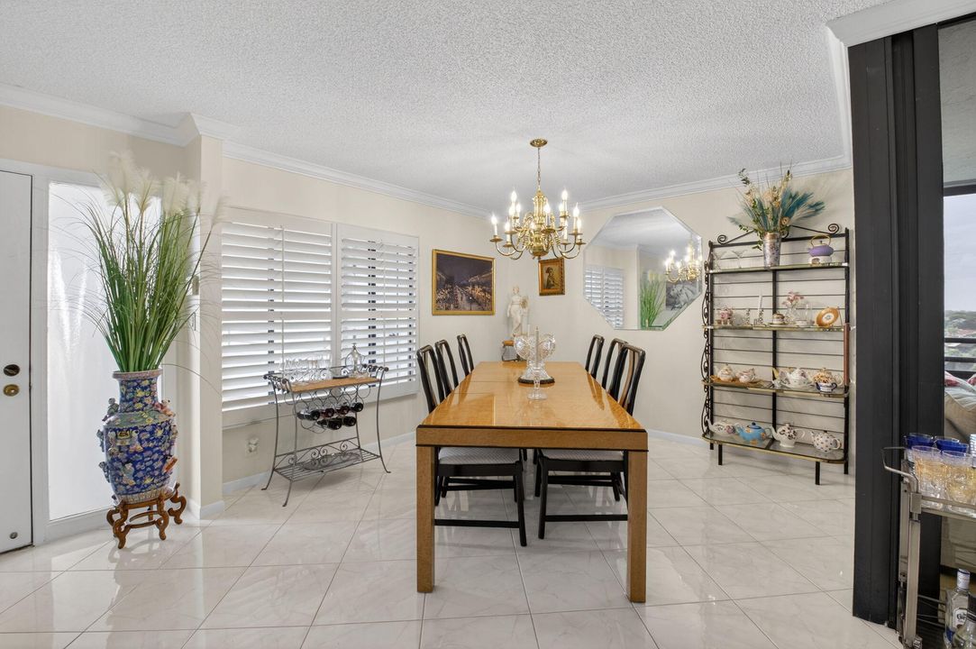 En Venta: $385,000 (2 camas, 2 baños, 1521 Pies cuadrados)