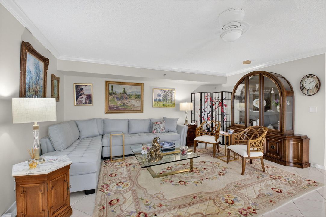 En Venta: $385,000 (2 camas, 2 baños, 1521 Pies cuadrados)