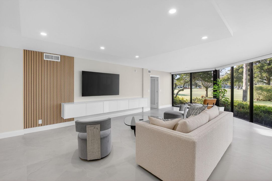 待售: $549,900 (2 贝兹, 2 浴室, 1698 平方英尺)