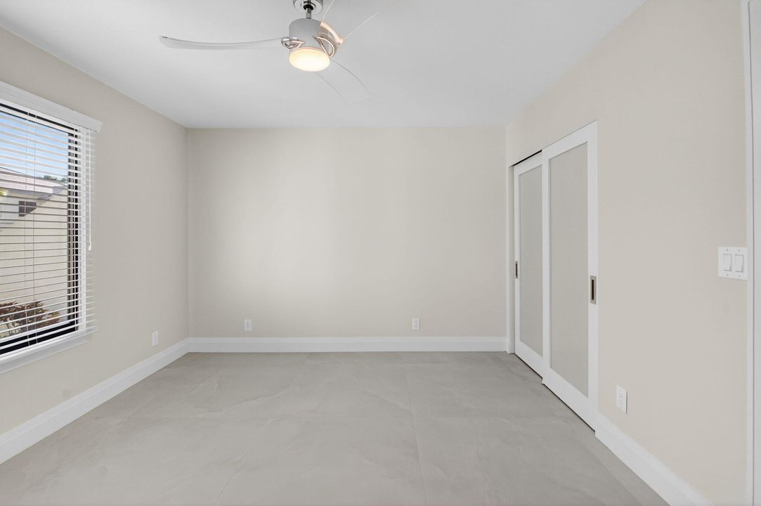 待售: $549,900 (2 贝兹, 2 浴室, 1698 平方英尺)