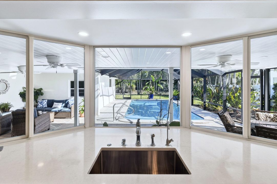 待售: $1,498,000 (3 贝兹, 3 浴室, 2167 平方英尺)