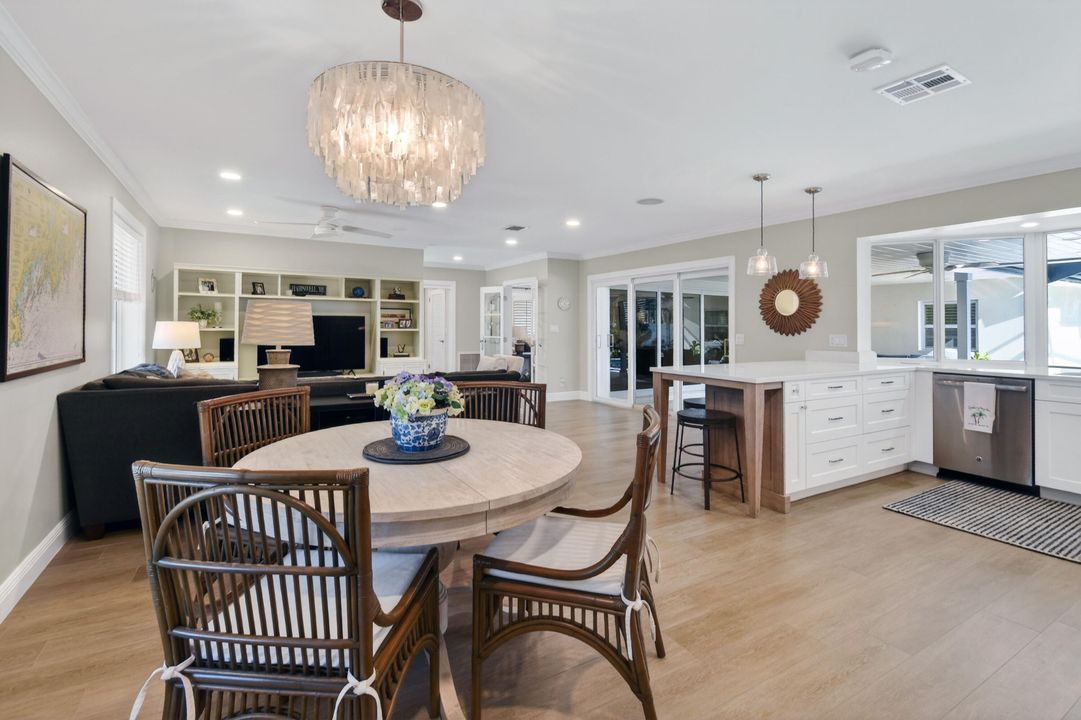 待售: $1,498,000 (3 贝兹, 3 浴室, 2167 平方英尺)