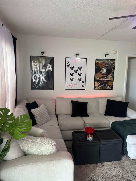 En Renta: $1,600 (2 camas, 2 baños, 760 Pies cuadrados)