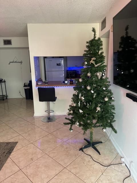 En Renta: $1,600 (2 camas, 2 baños, 760 Pies cuadrados)