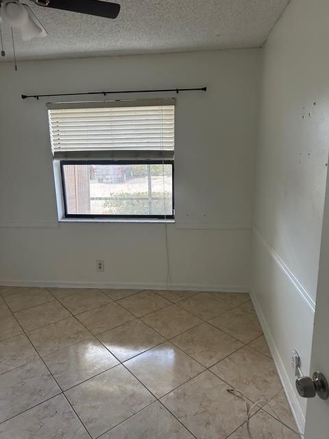 En Renta: $1,600 (2 camas, 2 baños, 760 Pies cuadrados)