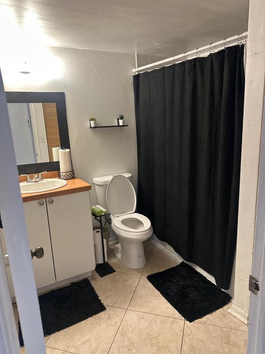 En Renta: $1,600 (2 camas, 2 baños, 760 Pies cuadrados)