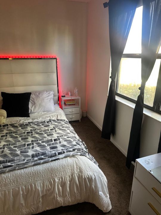 En Renta: $1,600 (2 camas, 2 baños, 760 Pies cuadrados)