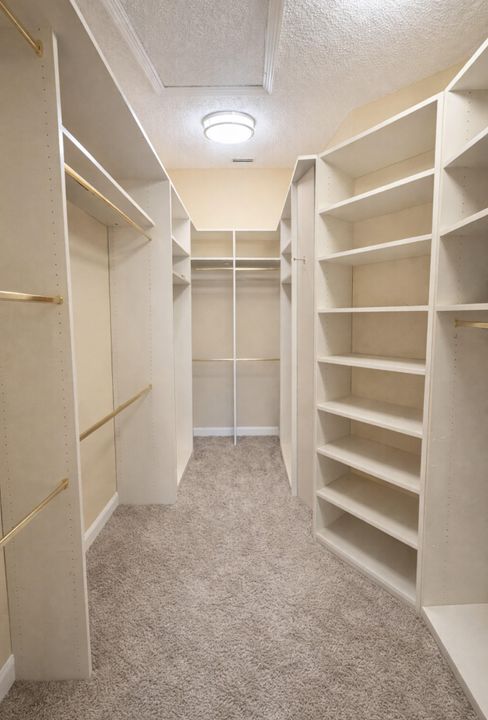 For Rent: $3,300 (2 beds, 2 baths, 1458 Square Feet)