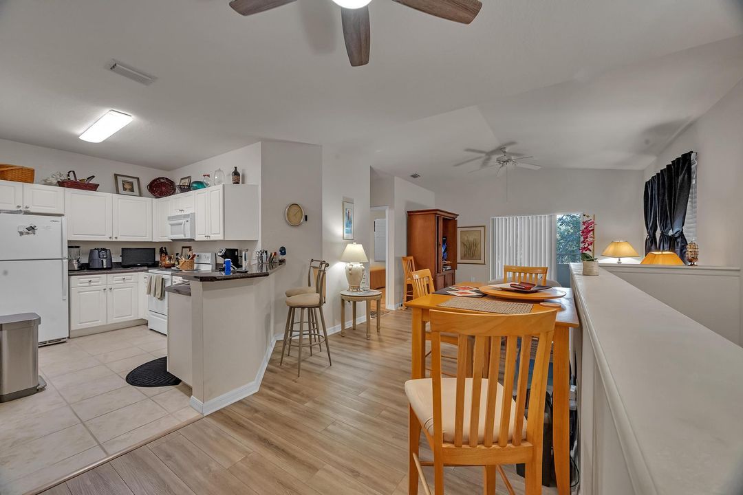 For Sale: $215,000 (1 beds, 1 baths, 775 Square Feet)