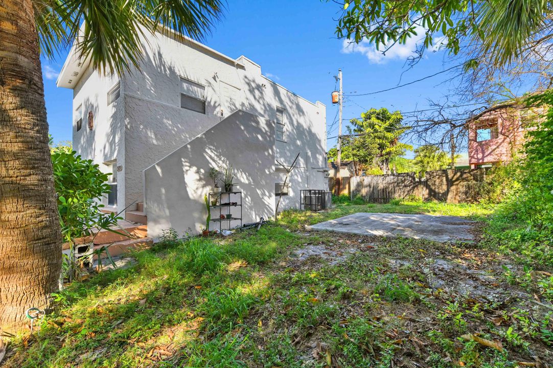 En Renta: $1,700 (4 camas, 2 baños, 1407 Pies cuadrados)