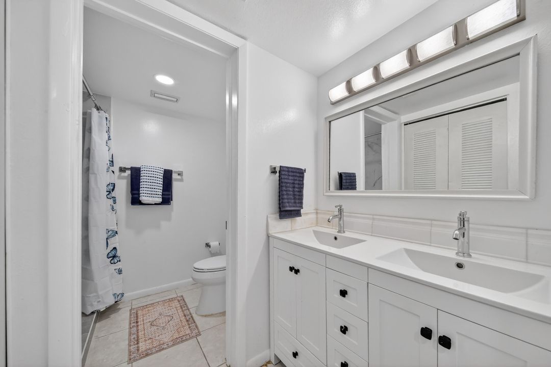 На продажу: $179,000 (2 спален, 2 ванн, 874 Квадратных фут)