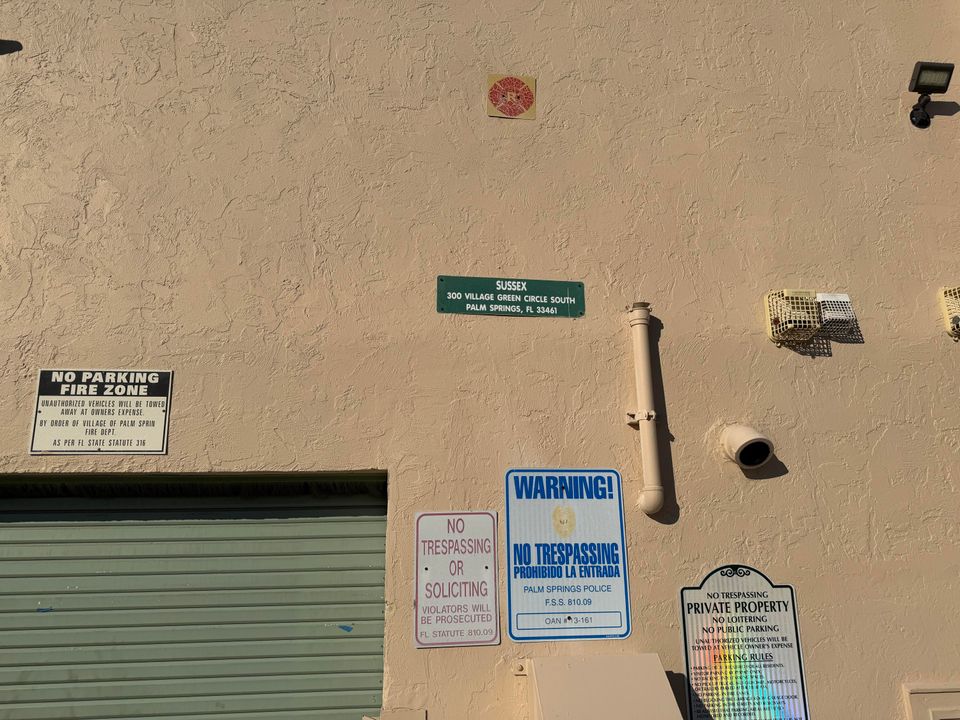 For Sale: $84,900 (1 beds, 1 baths, 764 Square Feet)