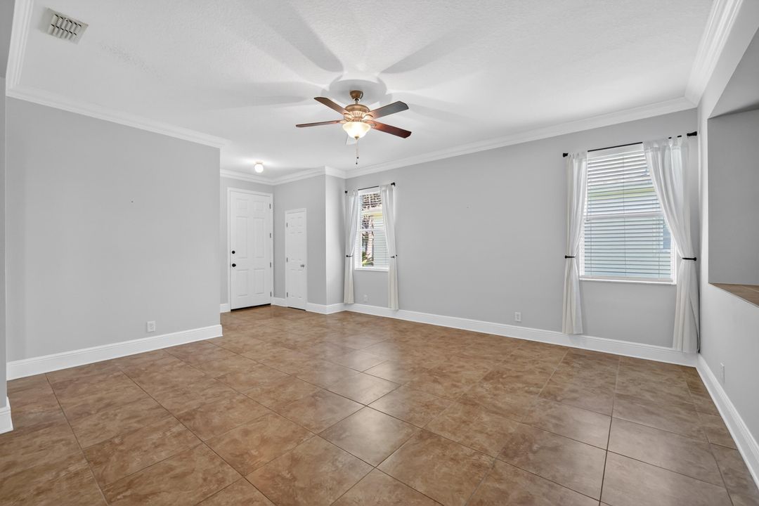 待售: $375,000 (3 贝兹, 2 浴室, 1622 平方英尺)