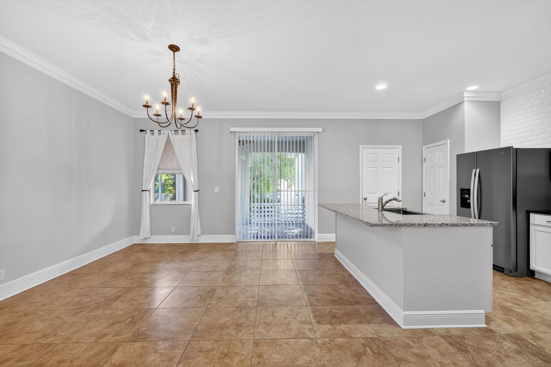 待售: $375,000 (3 贝兹, 2 浴室, 1622 平方英尺)