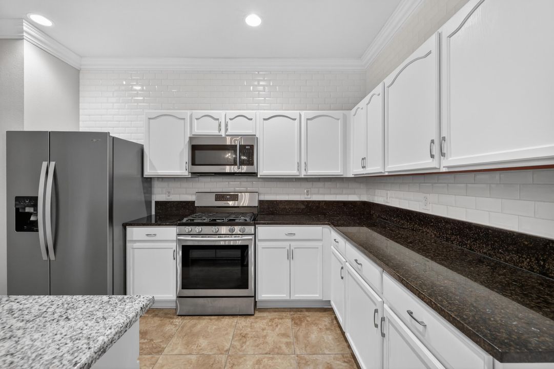 待售: $375,000 (3 贝兹, 2 浴室, 1622 平方英尺)