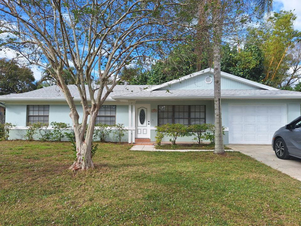 En Venta: $305,000 (3 camas, 2 baños, 1170 Pies cuadrados)