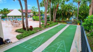 For Sale: $176,000 (2 beds, 2 baths, 1059 Square Feet)