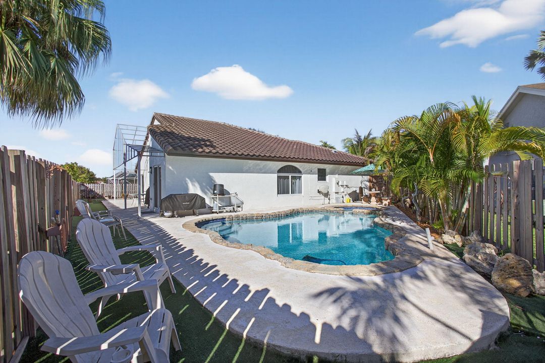 待售: $635,000 (3 贝兹, 2 浴室, 1750 平方英尺)