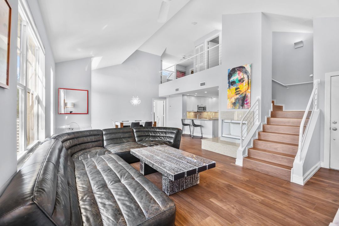 For Sale: $648,900 (2 beds, 2 baths, 1263 Square Feet)