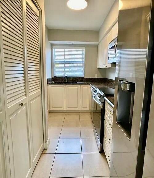 待售: $295,000 (2 贝兹, 1 浴室, 1024 平方英尺)