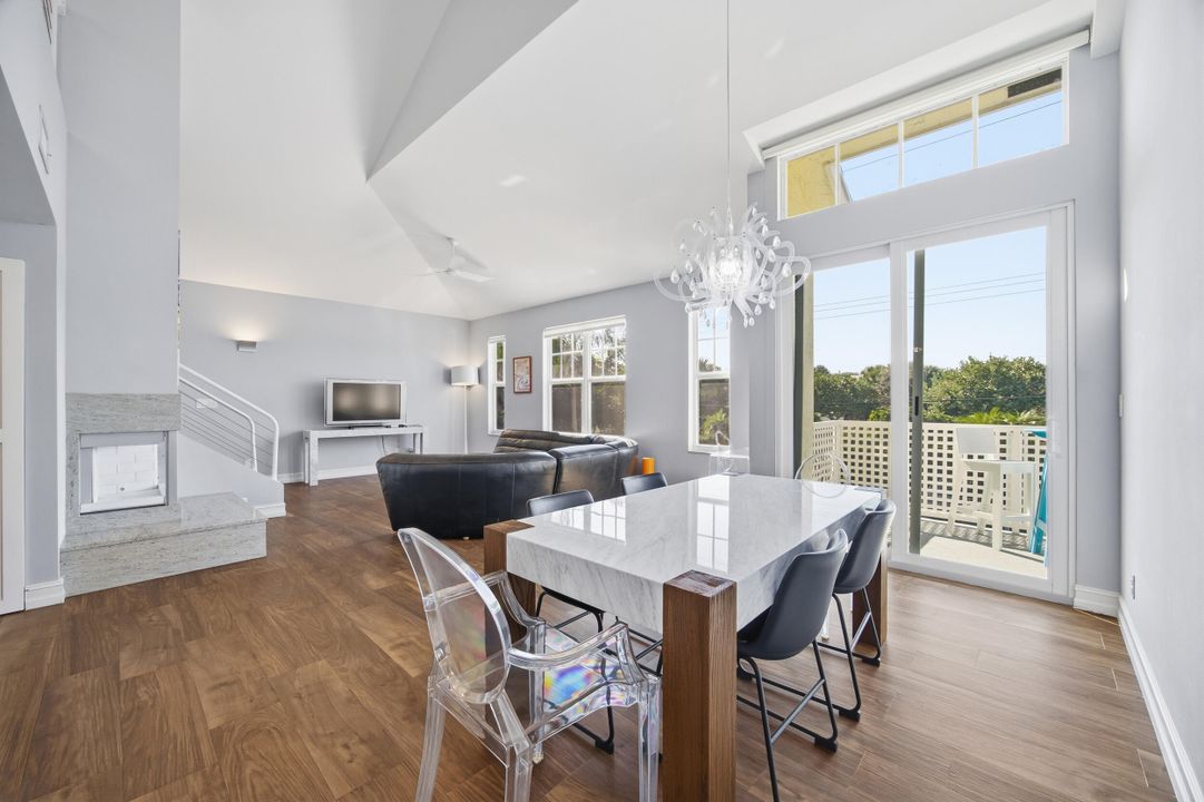 For Sale: $648,900 (2 beds, 2 baths, 1263 Square Feet)