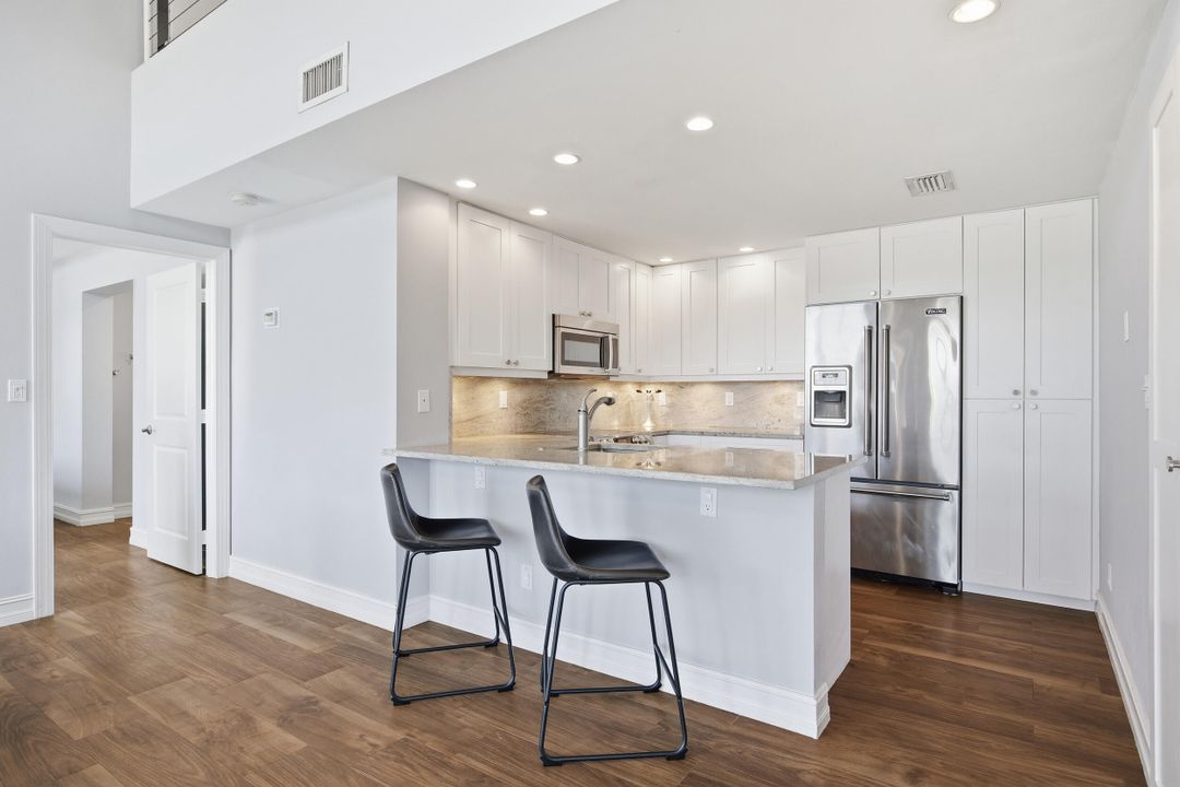 For Sale: $648,900 (2 beds, 2 baths, 1263 Square Feet)