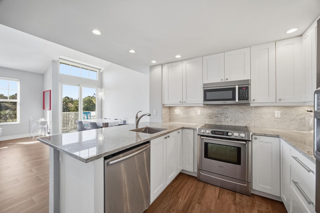 For Sale: $648,900 (2 beds, 2 baths, 1263 Square Feet)