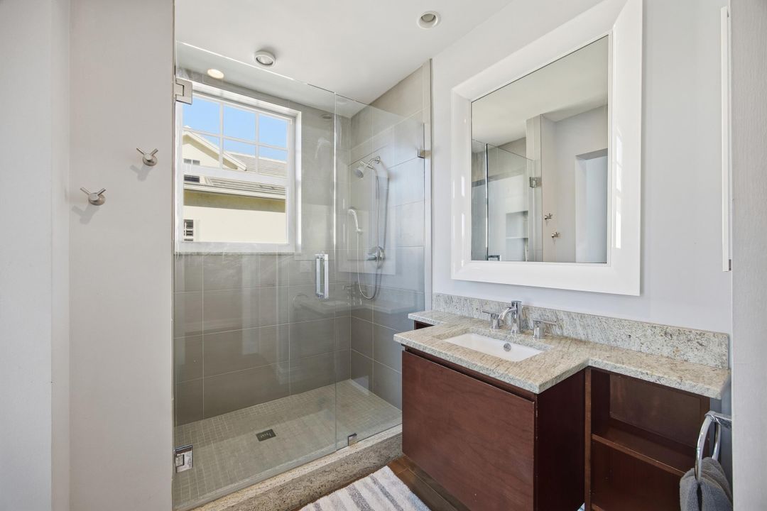 For Sale: $648,900 (2 beds, 2 baths, 1263 Square Feet)