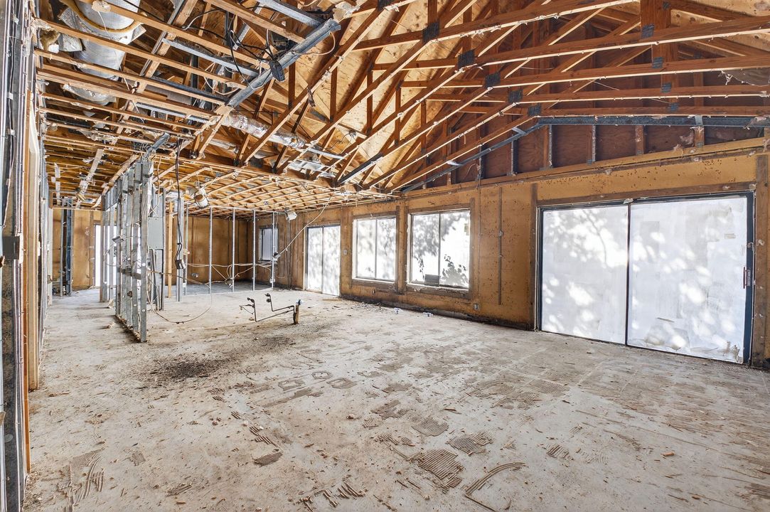 For Sale: $375,000 (3 beds, 2 baths, 1540 Square Feet)