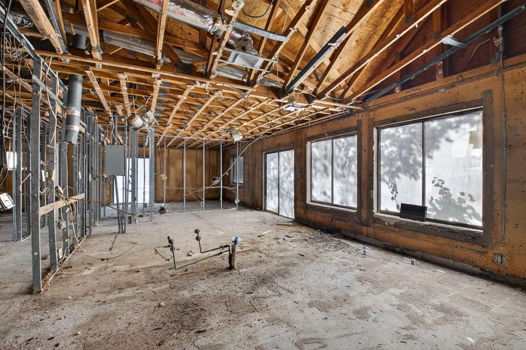 For Sale: $375,000 (3 beds, 2 baths, 1540 Square Feet)