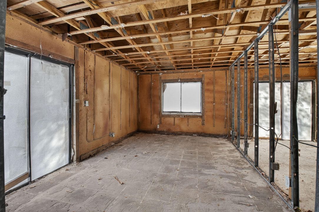 For Sale: $375,000 (3 beds, 2 baths, 1540 Square Feet)