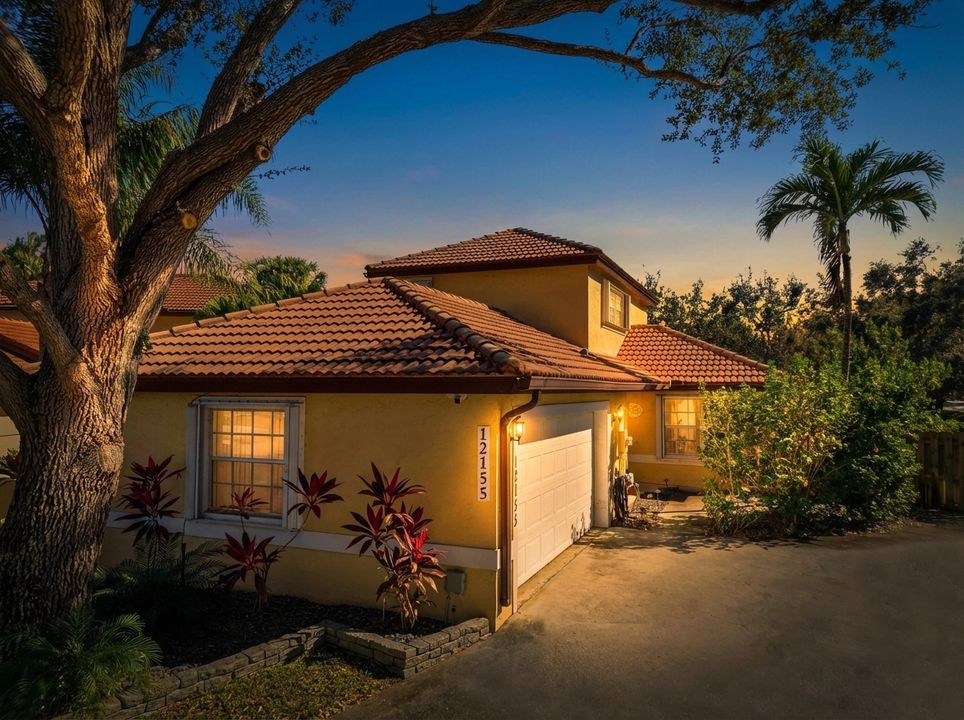 En Venta: $499,900 (3 camas, 2 baños, 1397 Pies cuadrados)